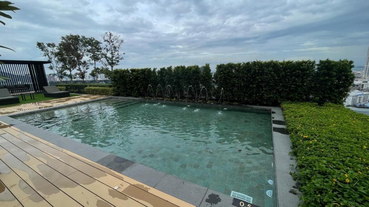 Beacon Executive Suite At Georgetown For 10Pax And 2 Bed Room Eksteriør bilde
