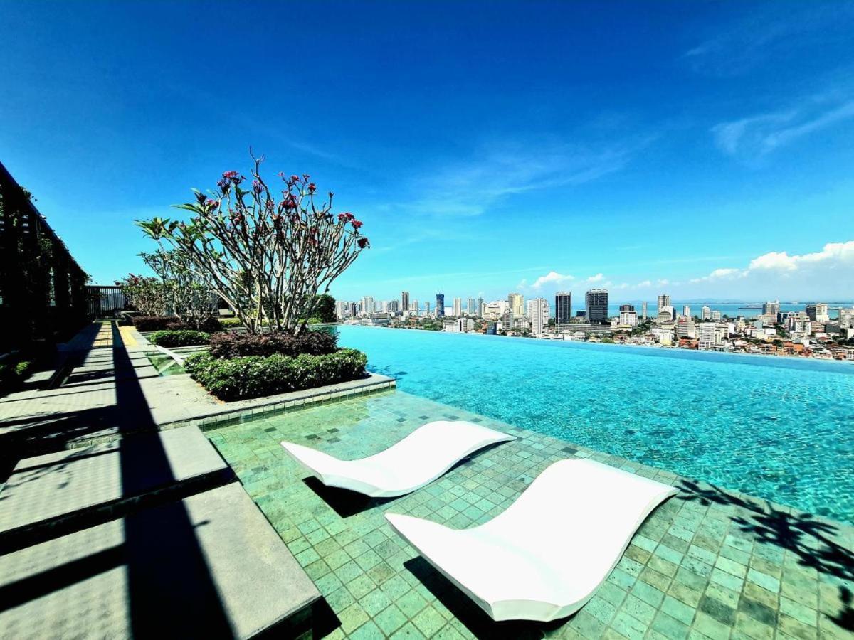 Beacon Executive Suite At Georgetown For 10Pax And 2 Bed Room Eksteriør bilde