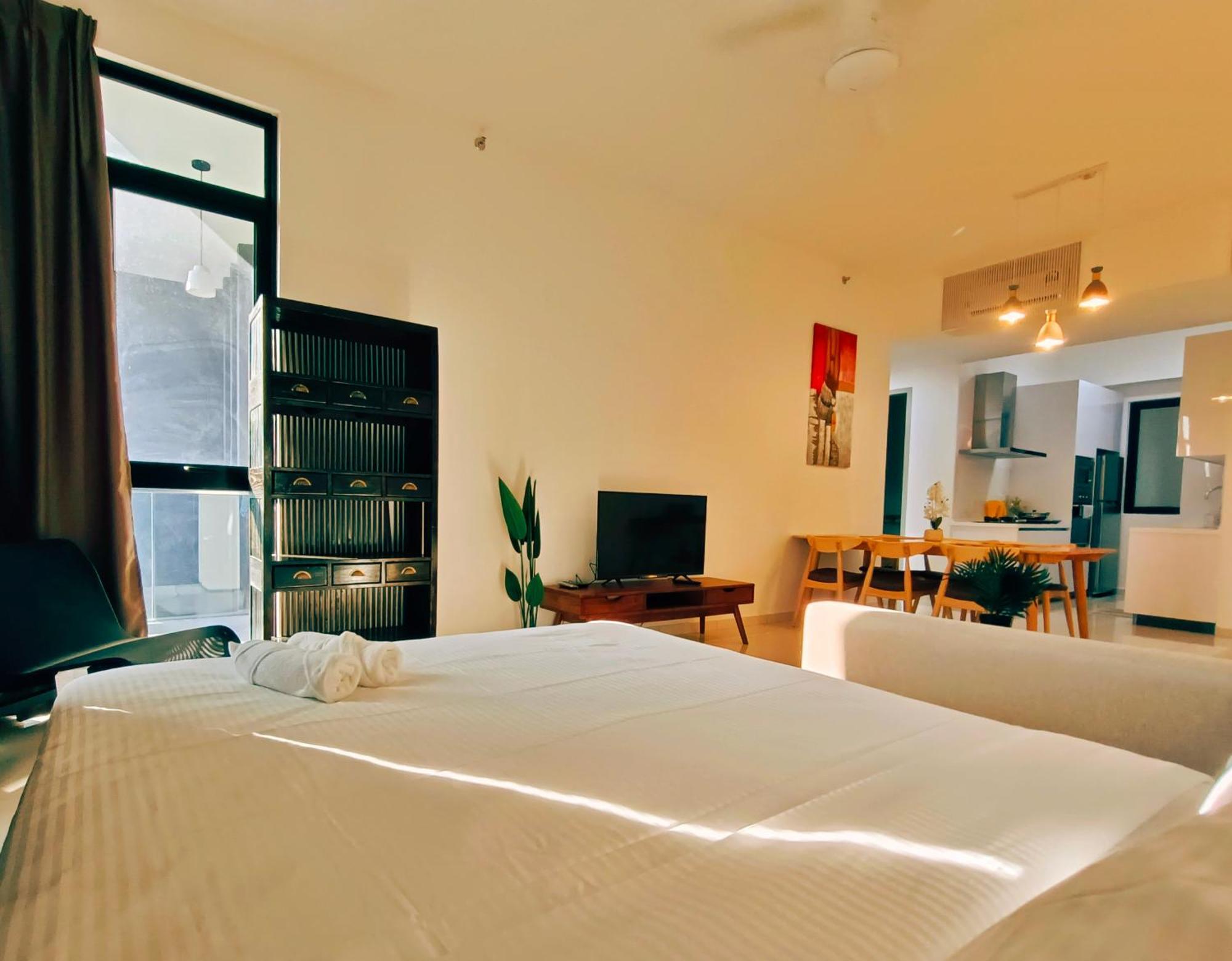 Beacon Executive Suite At Georgetown For 10Pax And 2 Bed Room Eksteriør bilde
